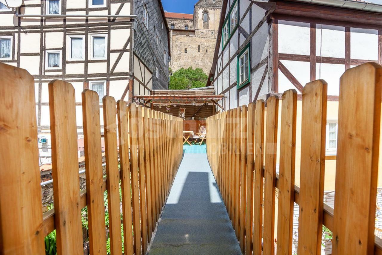 Apartments Unter Dem Schloss Quedlinburg Exterior photo